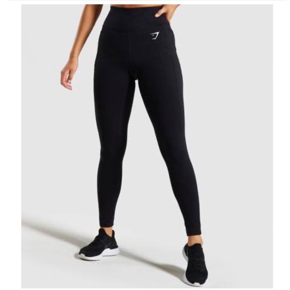 NWOT GYM SHARK DREAMY BLACK LEGGING